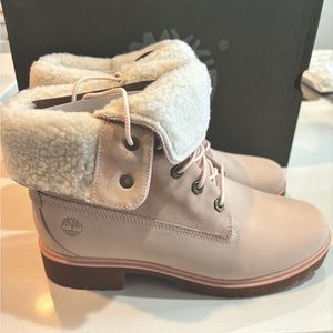 🆕 Timberland Women’s Waterproof Jayne Boot in Blush